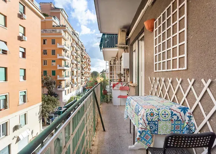 Casa Giova: Bilocale Con Balcone Al Gianicolo * Rome